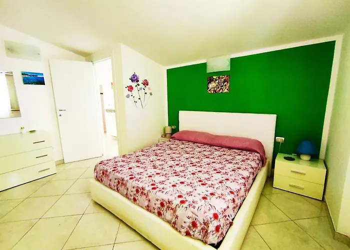 Daire Colorful House Costa Trabocchi *